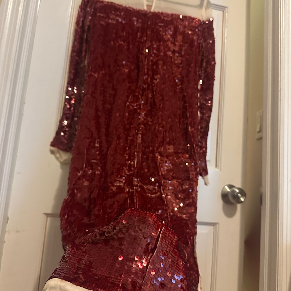 Zara gorgeous dress ,will give you perfect look.